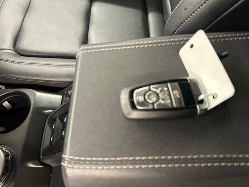 Certified 2025 Ford Bronco Badlands image 44