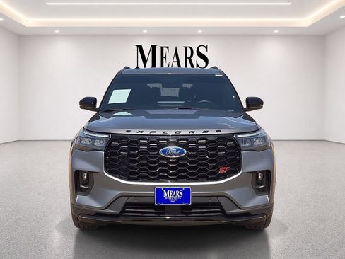 Used 2025 Ford Explorer ST w/ Sun And Sound Package AWD/4WD image 8