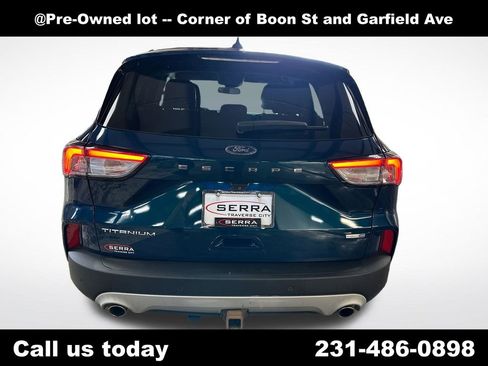 Used 2020 Ford Escape Titanium AWD/4WD image 4