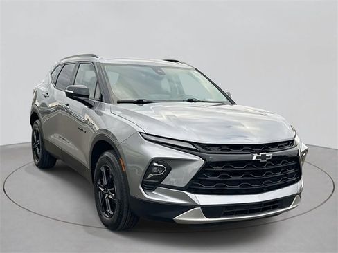 Used 2023 Chevrolet Blazer LT w/ Midnight/Sport Edition image 33