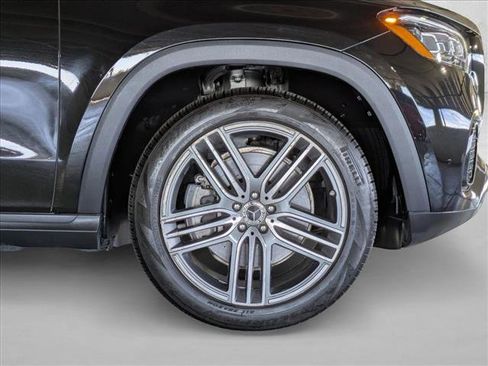 Certified 2024 Mercedes-Benz GLS 450 4MATIC image 24