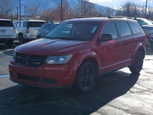 Used 2020 Dodge Journey SE w/ Blacktop Package image 10