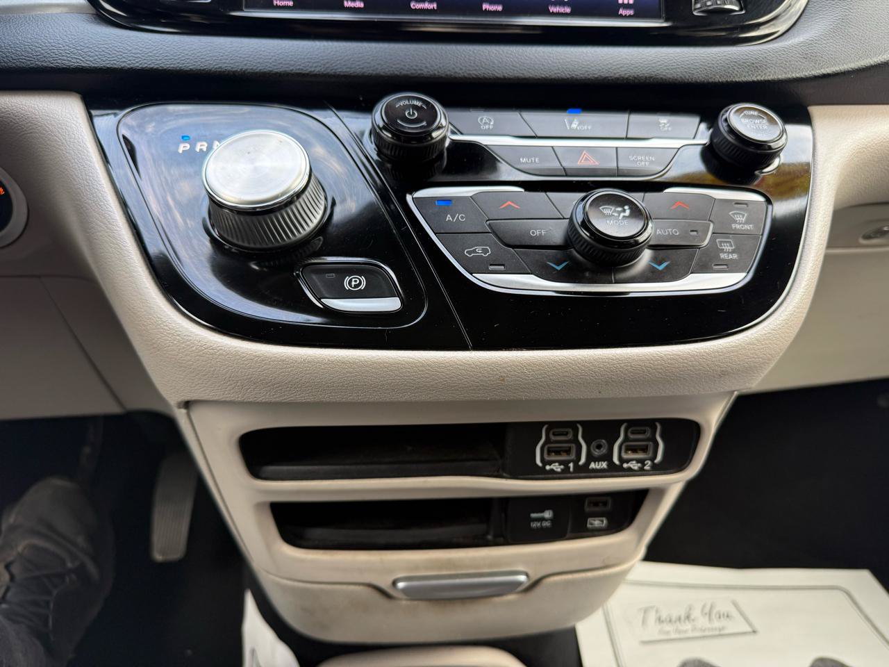 Used 2022 Chrysler Pacifica Touring-L FWD image 21