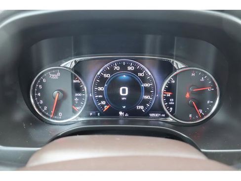 Used 2017 GMC Acadia Denali w/ Technology Package FWD image 17