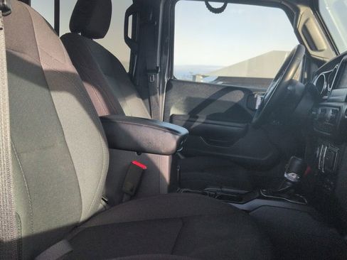 Used 2023 Jeep Wrangler Sport S image 21