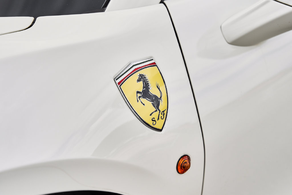 Used 2018 Ferrari 488 Spider RWD image 9