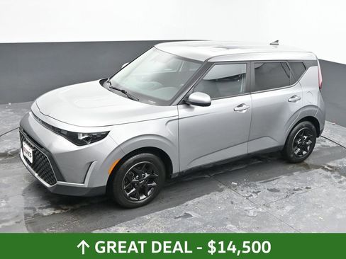 Used 2023 Kia Soul LX w/ Option Group 015 image 35