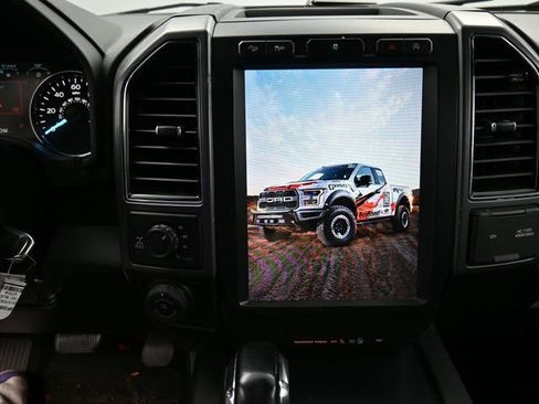Used 2019 Ford F150 XLT w/ Equipment Group 302A Luxury image 22