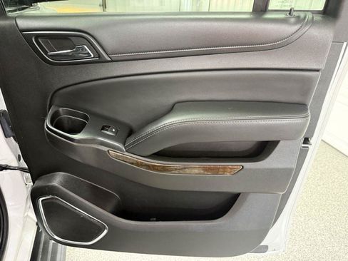 Used 2016 Chevrolet Suburban LT AWD/4WD image 43