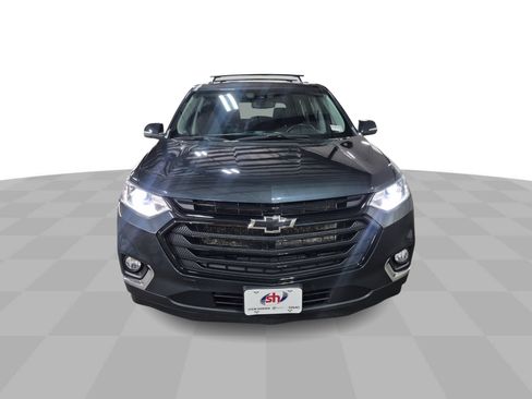 Certified 2021 Chevrolet Traverse LT FWD image 3