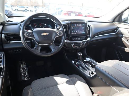 Used 2019 Chevrolet Traverse LT AWD/4WD image 17