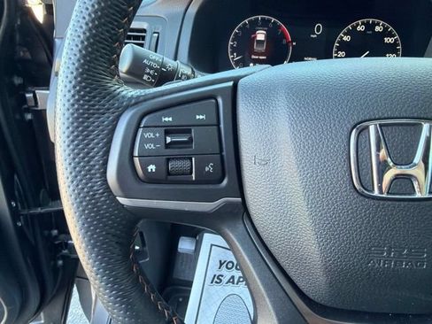 Used 2025 Honda Ridgeline TrailSport image 22