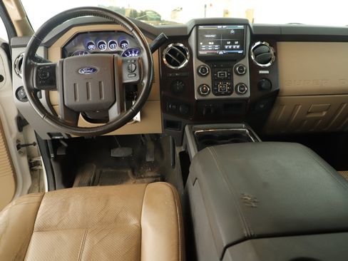 Used 2015 Ford F250 Lariat w/ Lariat Ultimate Package AWD/4WD image 15