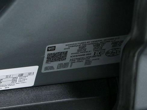 Used 2023 Cadillac Escalade Sport w/ Touring Package AWD/4WD image 40