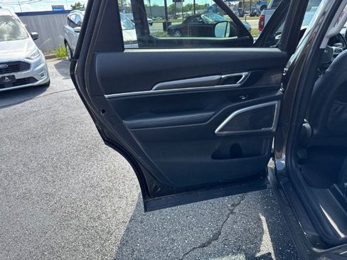 Used 2021 Kia Telluride S FWD image 12