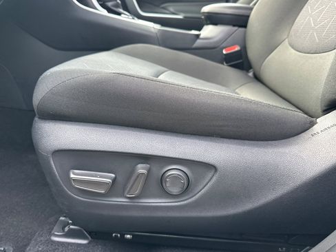 Used 2025 Toyota RAV4 XLE image 13