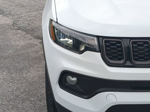 New 2026 Jeep Compass Latitude AWD/4WD image 8