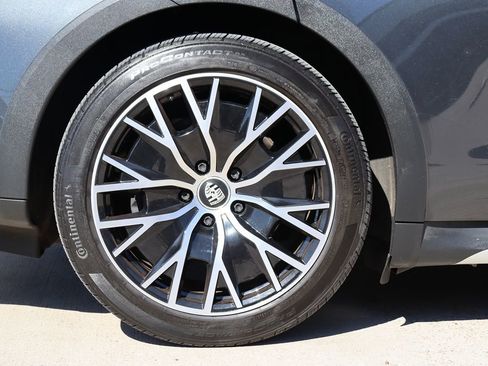 Used 2022 Porsche Taycan 4 Cross Turismo image 55