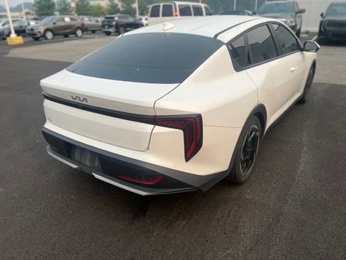 Certified 2025 Kia K4 GT-Line Turbo FWD image 4