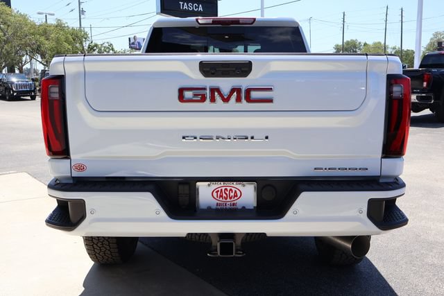 New 2026 GMC Sierra 2500 Denali w/ Denali Reserve Package AWD/4WD image 7