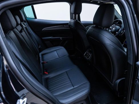 New 2024 Maserati Grecale GT image 45