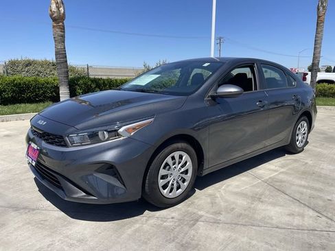 Used 2024 Kia Forte LX FWD image 1