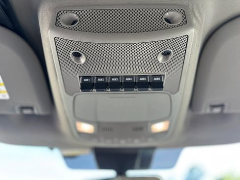 Used 2021 Ford F550 4x4 Crew Cab Super Duty image 19