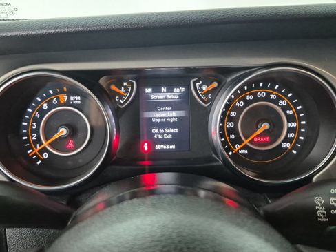 Used 2021 Jeep Wrangler Unlimited Sport AWD/4WD image 12