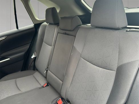 Used 2019 Toyota RAV4 XLE w/ Convenience Package image 16