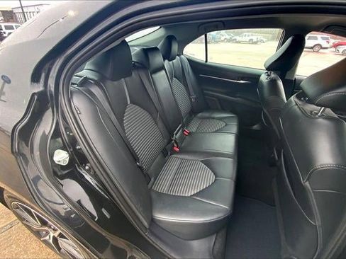 Used 2024 Toyota Camry SE image 27