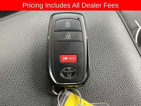 Used 2025 Toyota Tacoma TRD Off-Road AWD/4WD image 33