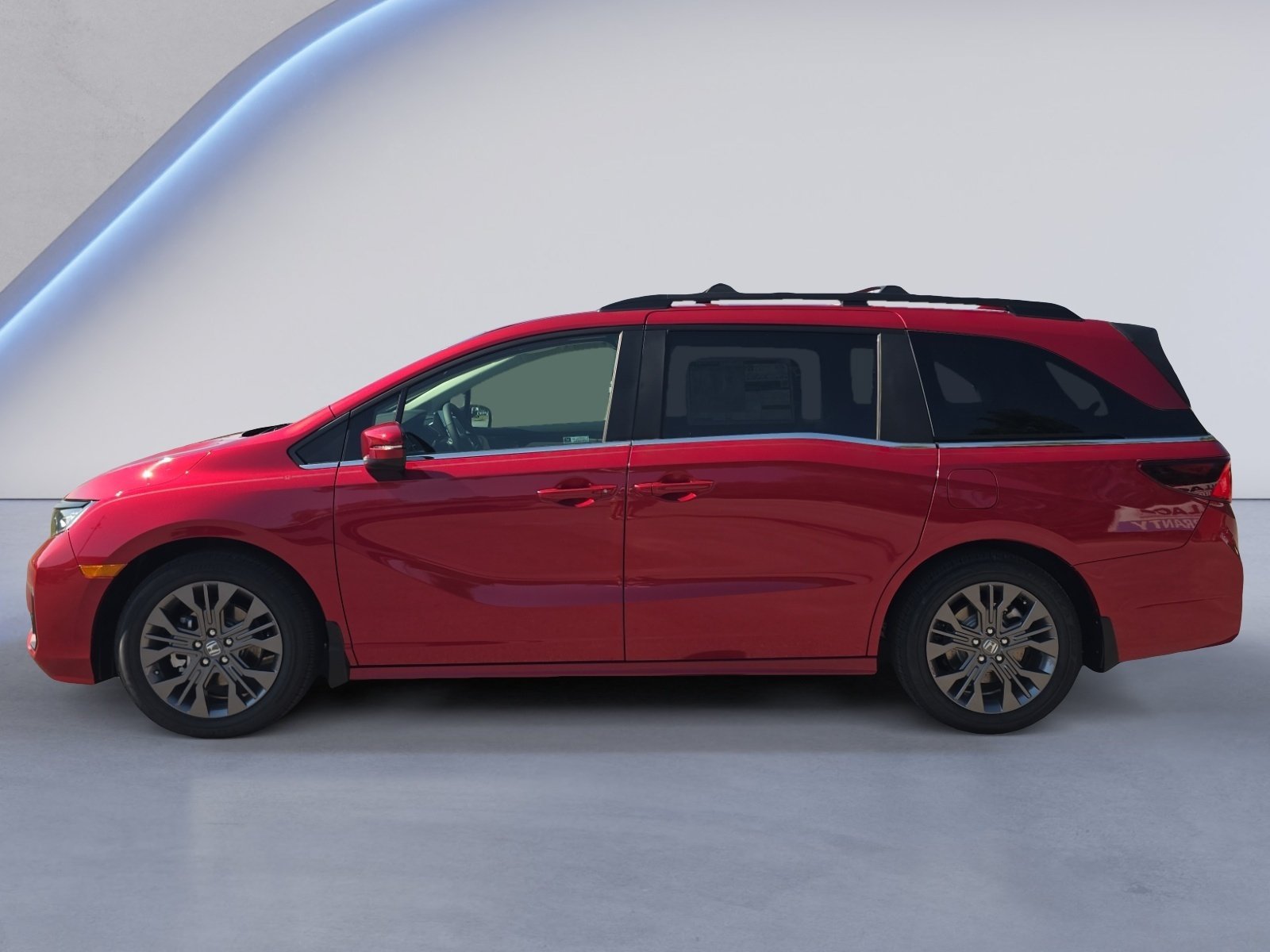 New 2026 Honda Odyssey Touring image 2