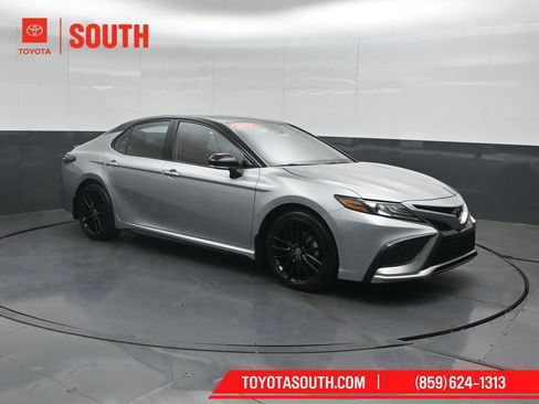 Used 2024 Toyota Camry XSE w/ Cold Weather Package FWD image 4