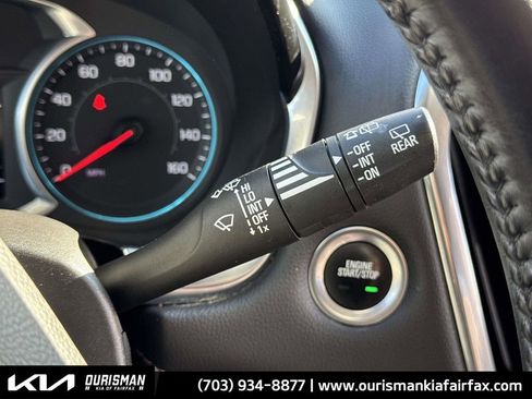 Used 2019 Chevrolet Traverse LT image 18