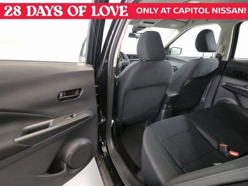 New 2025 Nissan Kicks Play S image 23