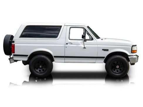 Used 1992 Ford Bronco Custom AWD/4WD image 2