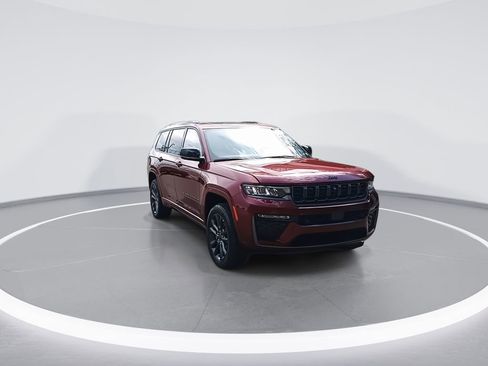 New 2026 Jeep Grand Cherokee L Limited AWD/4WD image 2