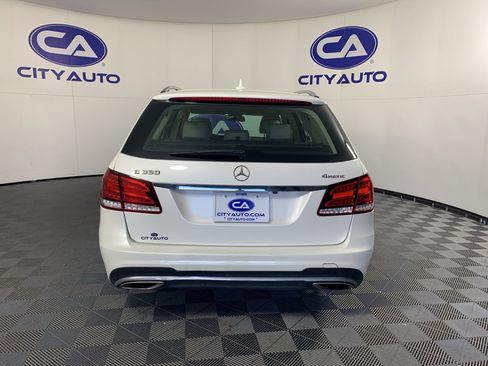 Used 2014 Mercedes-Benz E 350 Sport image 4