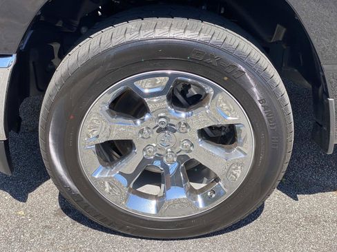 Used 2023 RAM 1500 Big Horn AWD/4WD image 12