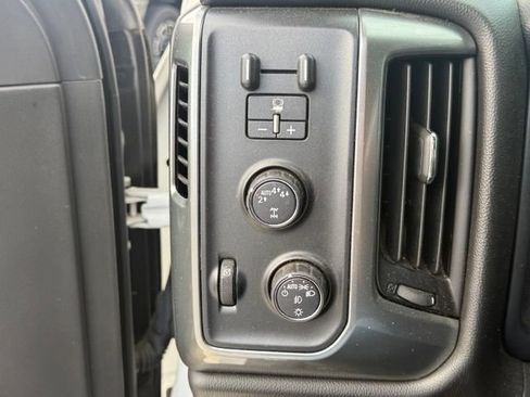 Used 2017 Chevrolet Silverado 1500 LT w/ All Star Edition AWD/4WD image 17