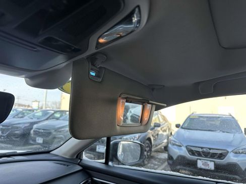 Used 2022 Subaru Outback Limited image 16