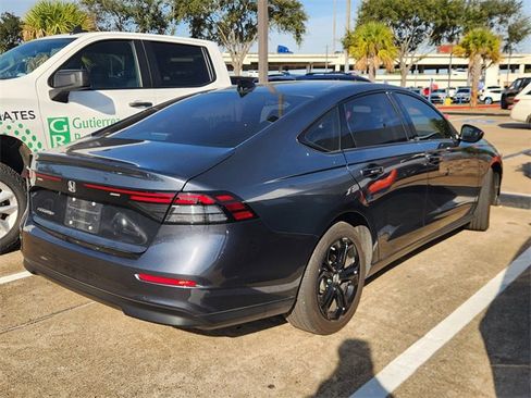Used 2025 Honda Accord SE image 6