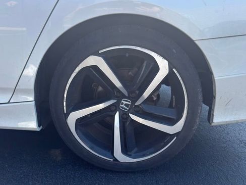 Used 2021 Honda Accord Sport image 7