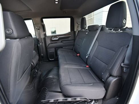 Used 2023 Chevrolet Silverado 1500 RST w/ Z71 Off-Road Package AWD/4WD image 15