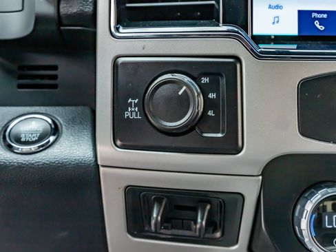 Used 2022 Ford F250 Lariat w/ Lariat Ultimate Package AWD/4WD image 23