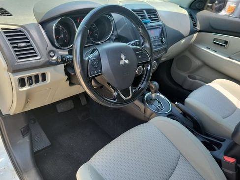 Used 2017 Mitsubishi Outlander Sport LE FWD image 6