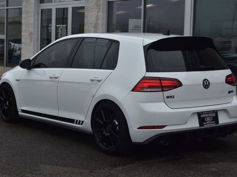 Used 2018 Volkswagen GTI SE w/ SE Leather Package FWD image 8