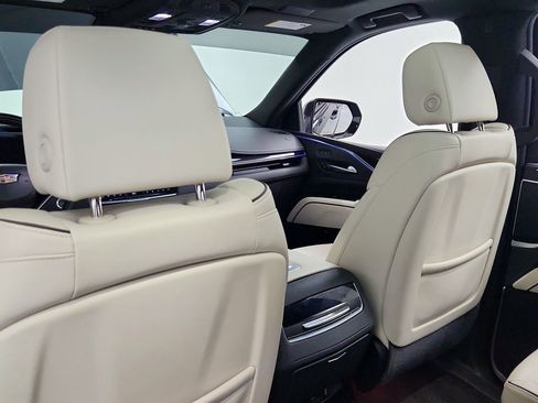 Certified 2024 Cadillac Escalade Sport w/ LPO, ONYX Package AWD/4WD image 26