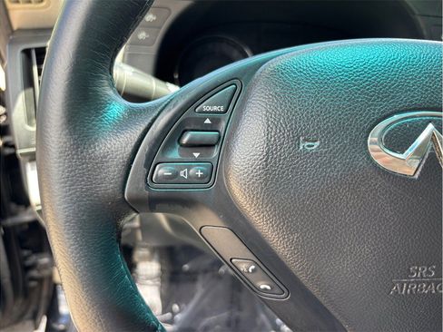 Used 2015 INFINITI Q40 RWD image 17