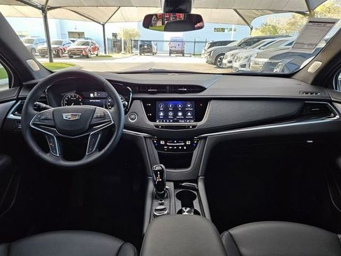 New 2025 Cadillac XT5 Premium Luxury image 13